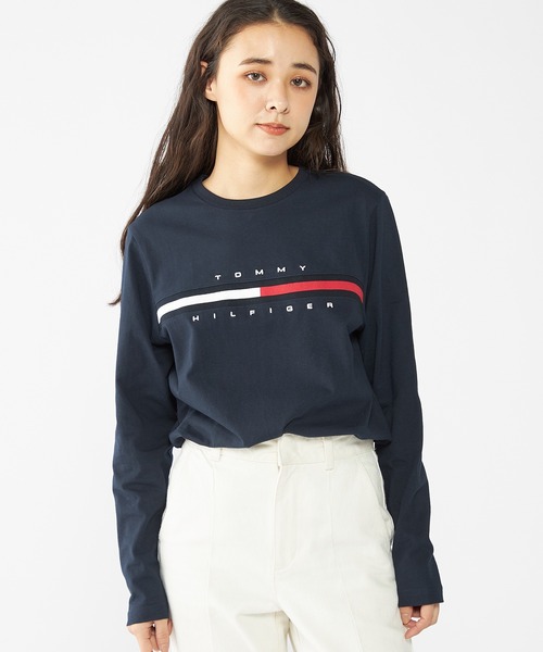 TOMMY HILFIGER（トミーヒルフィガー）の「【オンライン限定】トミーヒルフィガーロゴロングスリーブTシャツ / TINO TEE（Tシャツ/カットソー・メンズ・ネイビー/グレー/ブラック/ホワイト/ホワイト系その他/ブルー系その他/ブラック系その他/グレー系その他/ブラック系その他2/ホワイト系その他2/ブルー系その他2/グレー系その他2/グレー系その他3・LARGE/MEDIUM/SMALL/X-LARGE/XX-LARGE/X-SMALL）」の13枚目の写真
