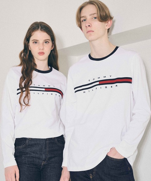 オンライン限定】トミーヒルフィガーロゴロングスリーブTシャツ / TINO  