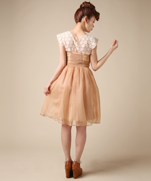 CORTES WORKS（コルテスワークス）の「【NET販売限定】SHIRRING CHIFFON（ワンピース・レディース・ベージュ・38）」の6枚目の写真