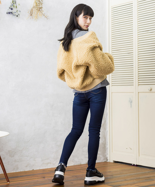 WEGO（ウィゴー）の「WEGO/ボアブルゾン（ブルゾン・レディース・ホワイト/ブラック/ベージュ/ピンク・FREE）」の11枚目の写真