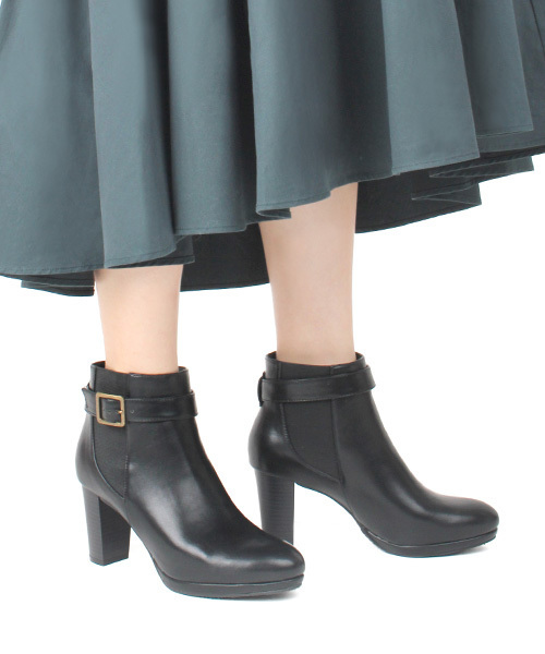 RANDA（ランダ）の「ストレスフリー/ベルトサイドゴアレインショートブーツ（ブーツ・レディース・ブラック系その他/ブラック系その他2/ダークブラウン・S/M/L/LL）」の3枚目の写真