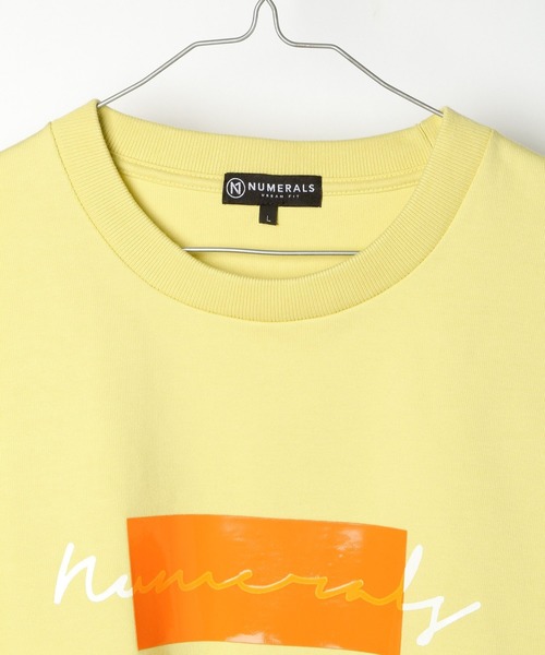 NUMERALS（ヌメラルズ）の「[NUMERALS]度詰めクルーネックロンT（Tシャツ/カットソー・メンズ・ブラック/ホワイト/イエロー・MEDIUM/LARGE）」の7枚目の写真