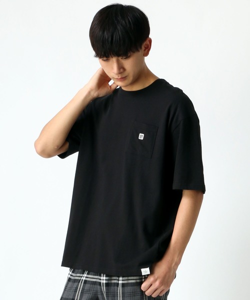 CONVERSE（コンバース）の「CONVERSE/コンバース ビッグシルエット USAコットン ロゴ ワンポイント刺繍 ポケット Tシャツ（Tシャツ/カットソー・メンズ・ホワイト/ブラック/ベージュ・M/L/XL）」の22枚目の写真