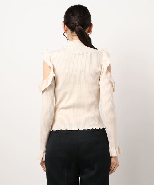 Ank Rouge（アンクルージュ）の「肩開きフリルリブニット（ニット/セーター・レディース・ピンク/アイボリー/ブラック・M）」の4枚目の写真