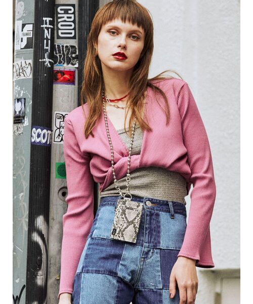 jouetie（ジュエティ）の「ツイストレイヤードトップス（Tシャツ/カットソー・レディース・ピンク/ブルー/ブラック・MEDIUM）」の7枚目の写真