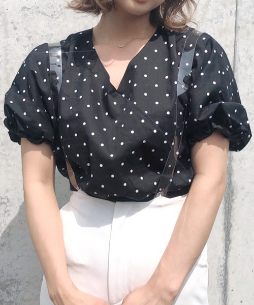 MIIA（ミーア）の「ドットカシュクールブラウス（シャツ/ブラウス・レディース・ホワイト/ブラック・FREE）」の2枚目の写真