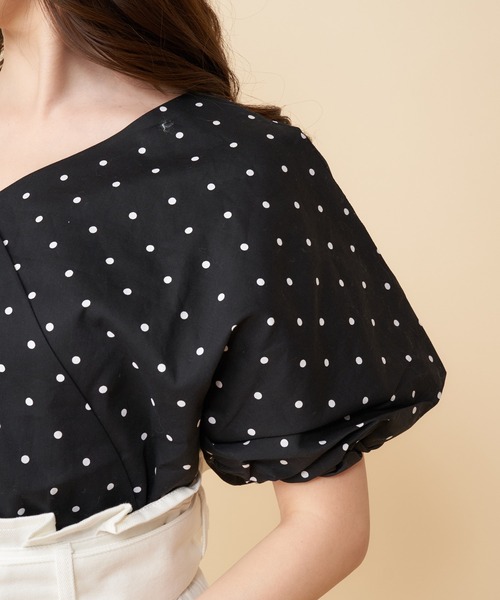 MIIA（ミーア）の「ドットカシュクールブラウス（シャツ/ブラウス・レディース・ホワイト/ブラック・FREE）」の6枚目の写真