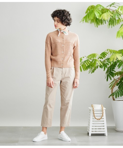 SIPULI（シプリ）の「High Twist Cotton Twill テーパードパンツ（その他パンツ・レディース・ベージュ/ブラック・3/1/2）」の14枚目の写真