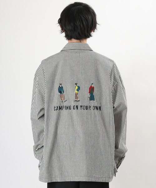 make a ray!（メイク ア レイ！）の「Camp＆People イラスト刺繍 バックデザイン ワークシャツ（シャツ/ブラウス・メンズ・ネイビー/サックスブルー・M/L/XL）」の4枚目の写真