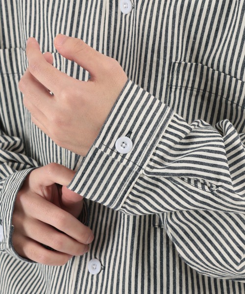 make a ray!（メイク ア レイ！）の「Camp＆People イラスト刺繍 バックデザイン ワークシャツ（シャツ/ブラウス・メンズ・ネイビー/サックスブルー・M/L/XL）」の14枚目の写真