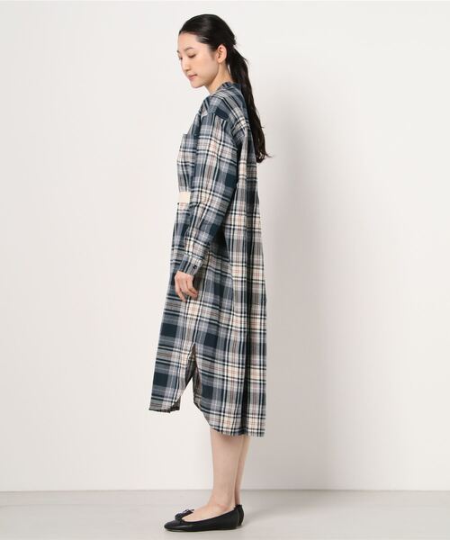 MANASTASH（マナスタッシュ）の「MANASTASH/マナスタッシュ　W-s INDIAN CHECK DRESS（ワンピース・レディース・ネイビー/ベージュ・MEDIUM）」の3枚目の写真