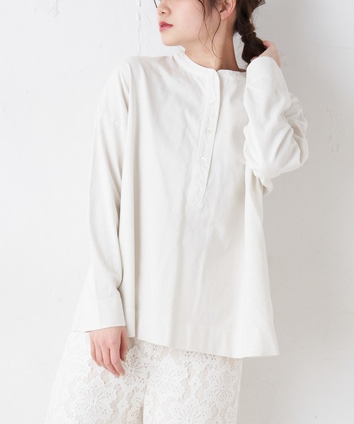 PUAL CE CIN(ピュアルセシン)の「布帛使いピグメントプルオーバー(Tシャツ/カットソー・レディース・グレイッシュベージュ/サックスブルー/グレー/ホワイト系その他・FREE)」の2枚目の写真