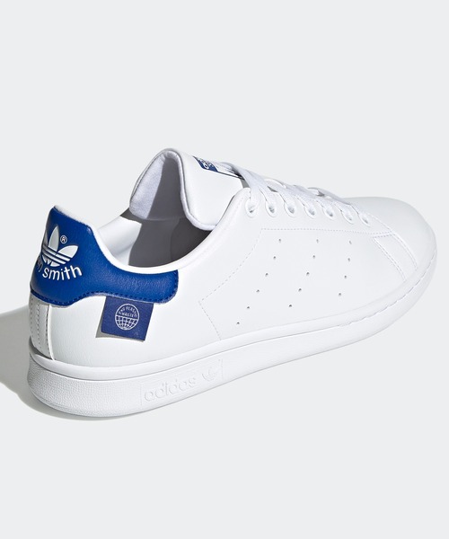 adidas（アディダス）の「スタンスミス [STAN SMITH] アディダスオリジナルス（スニーカー・メンズ・ホワイト×レッド/ホワイト×ブルー・23.0cm/24.0cm/25.5cm/22.0cm/27.0cm/27.5cm/28.0cm/24.5cm/26.0cm/29.0cm/23.5cm/28.5cm/22.5cm/26.5cm/25.0cm）」の3枚目の写真