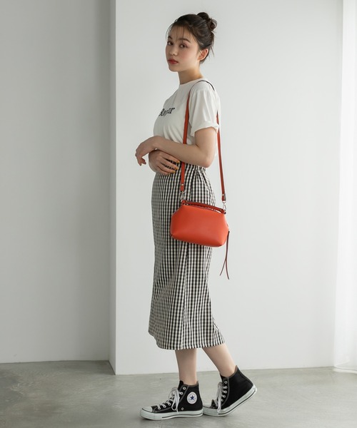 Edit Sheen(エディットシーン)の「ロングストラップポーチショルダー(ショルダーバッグ・レディース・シルバー/オレンジ/ホワイト/ブラック/イエロー/レッド/グリーン・FREE/SMALL)」の11枚目の写真