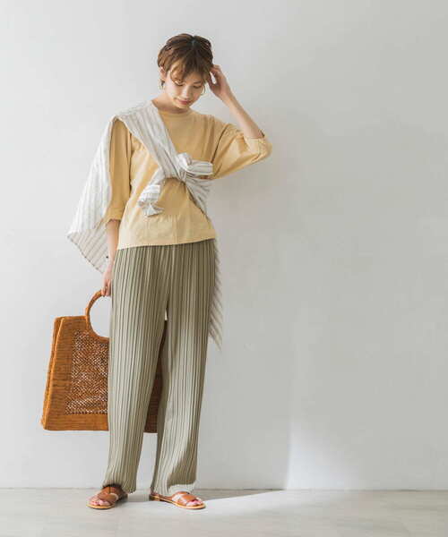 URBAN RESEARCH(アーバンリサーチ)の「カットプリーツパンツ(その他パンツ・レディース・ブラウン/アイボリー/ライトカーキ・FREE)」の22枚目の写真