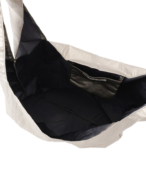 SHOO・LA・RUE（シューラルー）の「◆メタリックマルシェバッグ（エコバッグ/サブバッグ・レディース・シルバー/ゴールド/ブロンズ・00）」の7枚目の写真