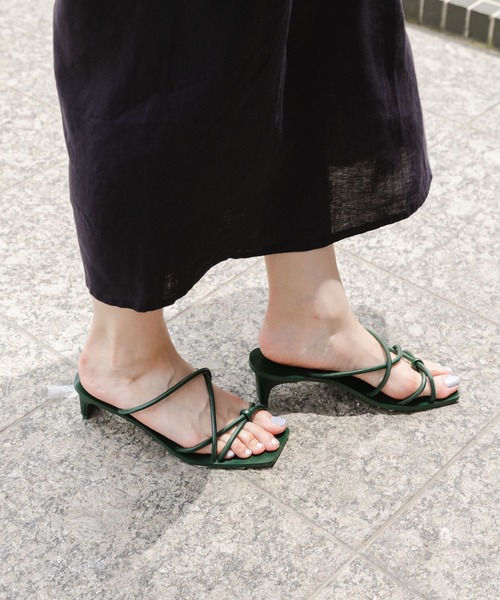 RODE SKO（ロデスコ）の「HELKA アンニュイサンダル（サンダル・レディース・ブラック/シルバー/グリーン・38/36/37）」の17枚目の写真