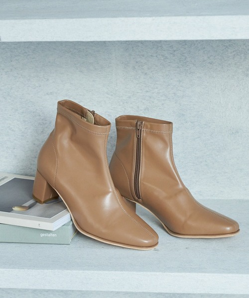 ROPE' PICNIC（ロペピクニック）の「ソフトスクエアトゥスムースストレッチブーツ（ブーツ・レディース・ブラック/グレー/キナリ/ベージュ・22.5cm/23.0cm/23.5cm/24.0cm/24.5cm/25.0cm）」の4枚目の写真