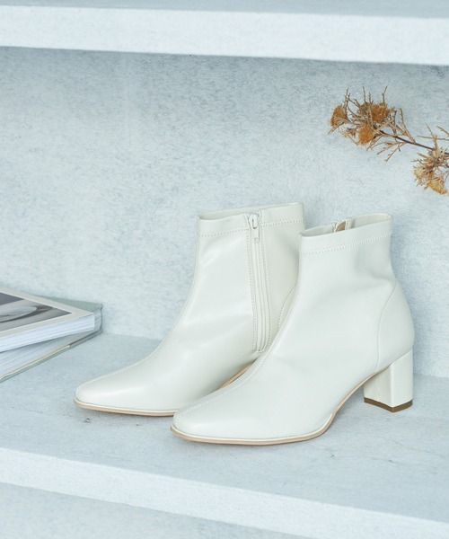 ROPE' PICNIC（ロペピクニック）の「ソフトスクエアトゥスムースストレッチブーツ（ブーツ・レディース・ブラック/グレー/キナリ/ベージュ・22.5cm/23.0cm/23.5cm/24.0cm/24.5cm/25.0cm）」の2枚目の写真