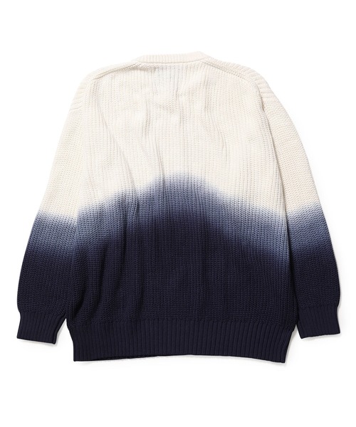 ADAM ET ROPE'（アダムエロペ）の「【LOGAN/ローガン別注】Dip Dye CrewNeck/UNISEX（ニット/セーター・メンズ・ネイビー/グレー・M/L）」の8枚目の写真