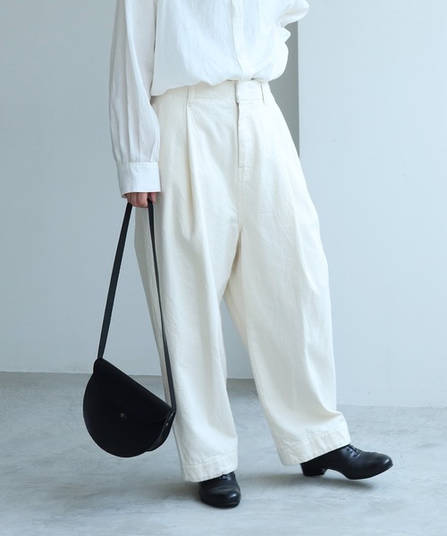 yuni(ユニ )の「11ozムラ糸denim back gom パンツ(デニムパンツ・レディース・キナリ・S/M)」の14枚目の写真