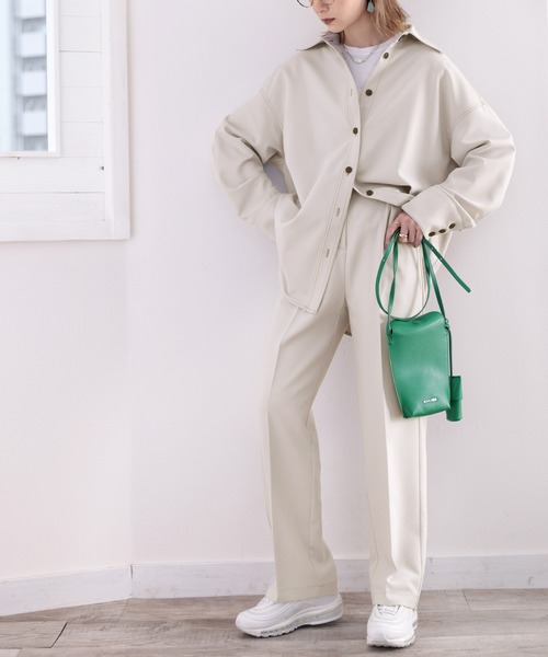 classicalelf(クラシカルエルフ)の「セットアップがキマる。配色ステッチオーバーシャツ(その他アウター・レディース・ライトグレー/ベージュ・MEDIUM/LARGE/X-LARGE)」の10枚目の写真