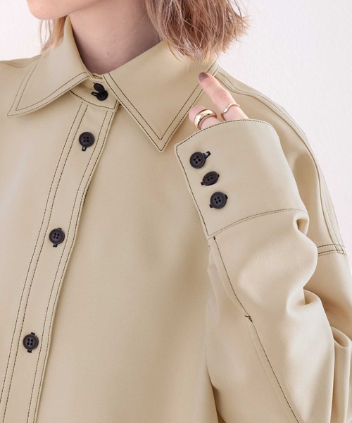 classicalelf(クラシカルエルフ)の「セットアップがキマる。配色ステッチオーバーシャツ(その他アウター・レディース・ライトグレー/ベージュ・MEDIUM/LARGE/X-LARGE)」の3枚目の写真