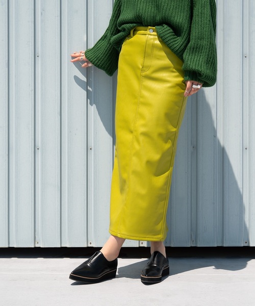 MAMIAN（マミアン）の「ノーレース プラットフォーム シューズ (4.0cmソール)（ドレスシューズ・レディース・シルバー系その他/ブラック・23.0cm/23.5cm/25.0cm/24.0cm/24.5cm/22.5cm）」の3枚目の写真