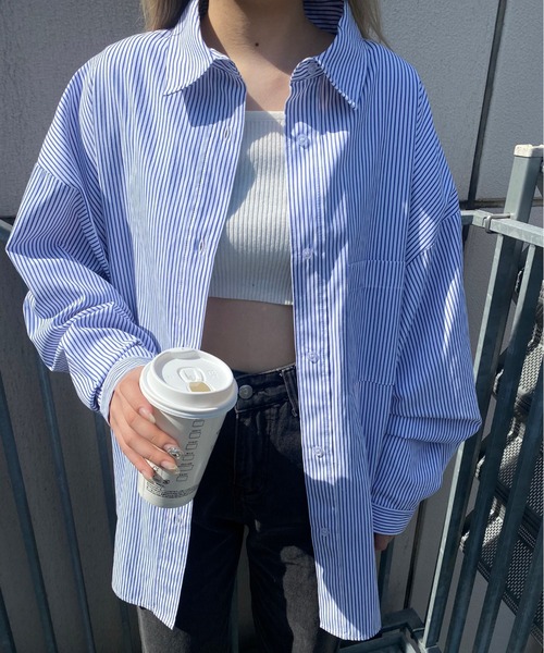 WC(ダブル シー)の「カラーストライプビッグシャツ(シャツ/ブラウス・レディース・パープル/ブルー/グリーン/ピンク・FREE)」の2枚目の写真