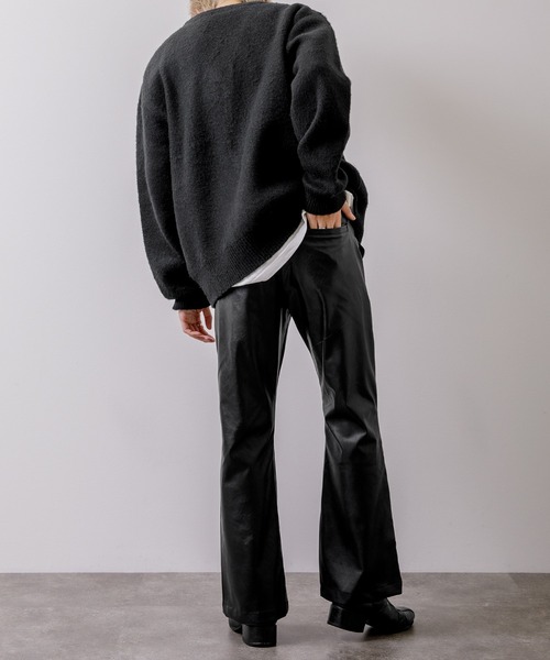 Adoon plain（アドーンプレーン）の「【Adoon plain】フェイクレザーフレアパンツ（その他パンツ・メンズ・ブラック・SMALL/MEDIUM/LARGE）」の11枚目の写真