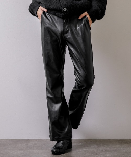 Adoon plain（アドーンプレーン）の「【Adoon plain】フェイクレザーフレアパンツ（その他パンツ・メンズ・ブラック・SMALL/MEDIUM/LARGE）」の7枚目の写真