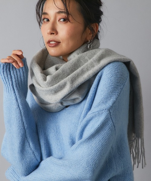 RIVE DROITE（リヴドロワ）の「デコルテを美しく魅せる　スリットネックエアリーニット（ニット/セーター・レディース・イエロー/ライトグレー/スカイブルー・FREE）」の7枚目の写真