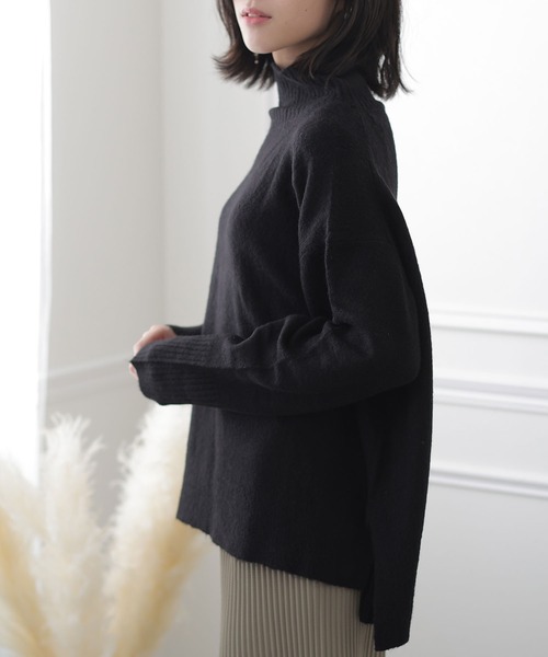 ElegChic(エレグシック)の「タートルネックワイドセーター(ニット/セーター・レディース・ライトグレー/ブラック/ベージュ・MEDIUM/X-LARGE/XXX-LARGE)」の22枚目の写真