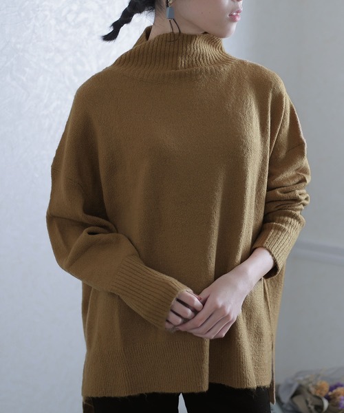 ElegChic(エレグシック)の「タートルネックワイドセーター(ニット/セーター・レディース・ライトグレー/ブラック/ベージュ・MEDIUM/X-LARGE/XXX-LARGE)」の12枚目の写真
