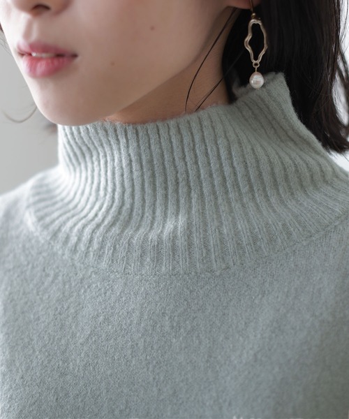 ElegChic(エレグシック)の「タートルネックワイドセーター(ニット/セーター・レディース・ライトグレー/ブラック/ベージュ・MEDIUM/X-LARGE/XXX-LARGE)」の16枚目の写真