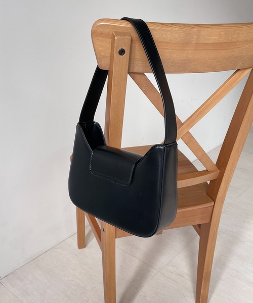 Bab（バブ）の「フラップハンドバッグ（ハンドバッグ・レディース・ブラック/サックスブルー/キャメル・ONESIZE）」の2枚目の写真