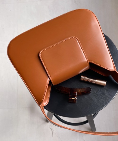 Bab（バブ）の「フラップハンドバッグ（ハンドバッグ・レディース・ブラック/サックスブルー/キャメル・ONESIZE）」の7枚目の写真