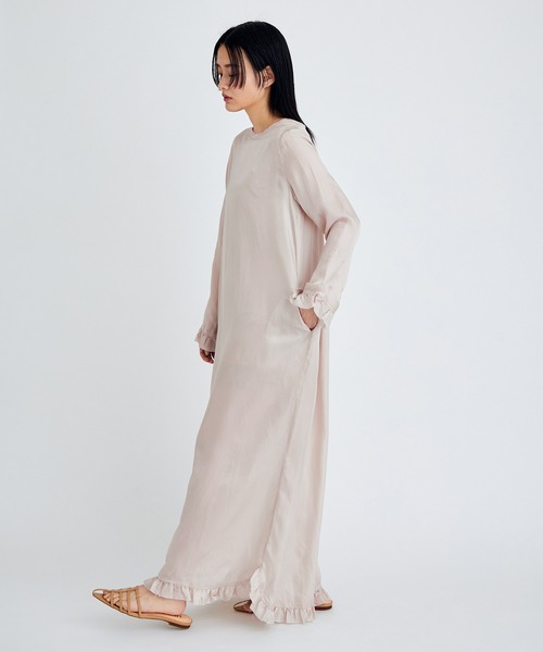 PROVOKE （プロヴォーク）の「【provoke for ADAM ET ROPE'】別注キュプラフリルワンピース（ワンピース・レディース・ブラック/オフホワイト/ラベンダー・FREE）」の5枚目の写真