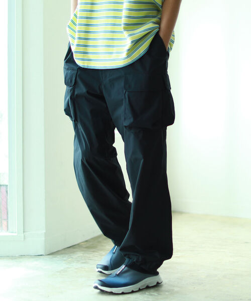 BEAMS（ビームス）の「BEAMS / ユーティリティ イージー パンツ（その他パンツ・メンズ・ブラック/オリーブ・SMALL/MEDIUM/LARGE/X-LARGE）」の7枚目の写真