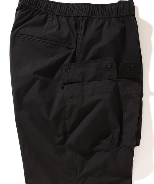 BEAMS（ビームス）の「BEAMS / ユーティリティ イージー パンツ（その他パンツ・メンズ・ブラック/オリーブ・SMALL/MEDIUM/LARGE/X-LARGE）」の15枚目の写真