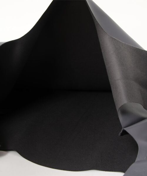 anello（アネロ）の「ALTON BAGGY BAG LARGE（トートバッグ・レディース・ダークグレー/シルバー/ライトブラウン/ブラック/ピンク系その他/ブラック×ホワイト・-）」の15枚目の写真