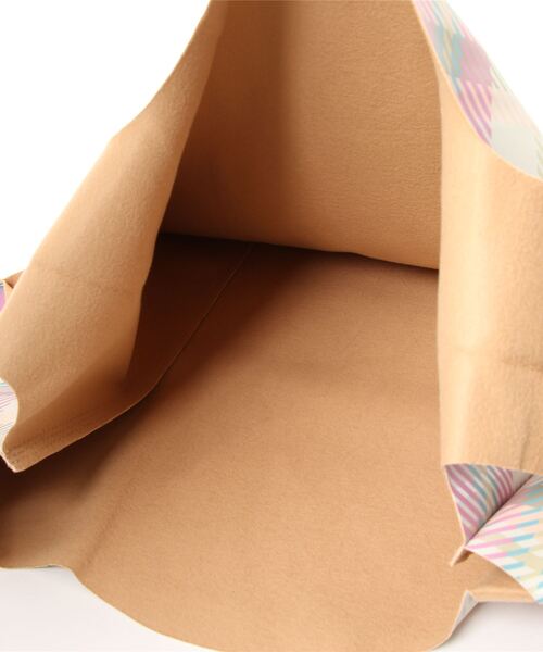 anello（アネロ）の「ALTON BAGGY BAG LARGE（トートバッグ・レディース・ダークグレー/シルバー/ライトブラウン/ブラック/ピンク系その他/ブラック×ホワイト・-）」の14枚目の写真