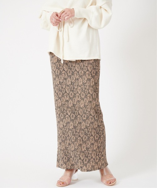 U by SPICK&SPAN(ユーバイスピックアンドスパン)の「≪追加≫ストレッチフラワータイトスカート2◆(スカート・レディース・ベージュ/ホワイト・38/36/34)」の2枚目の写真