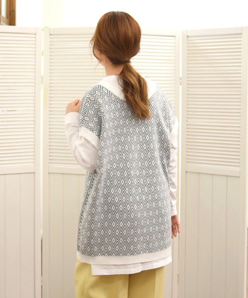 sango（sango）の「ダイヤ柄ジャガードニットベスト（ベスト・レディース・ブラウン/グレー/オリーブ・FREE）」の6枚目の写真