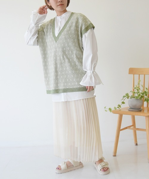 sango（sango）の「ダイヤ柄ジャガードニットベスト（ベスト・レディース・ブラウン/グレー/オリーブ・FREE）」の17枚目の写真