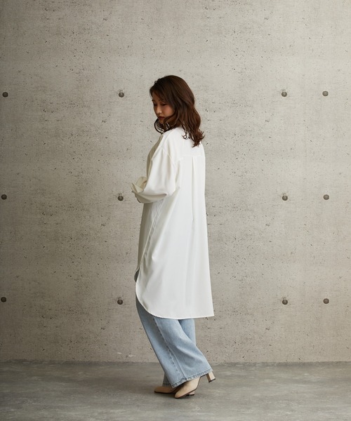 L.H.P(エルエイチピー)の「courage/クラージュ/レギュラーカラービックシャツワンピース(シャツ/ブラウス・レディース・ホワイト/ブラック/ベージュ/イエロー・FREE)」の10枚目の写真