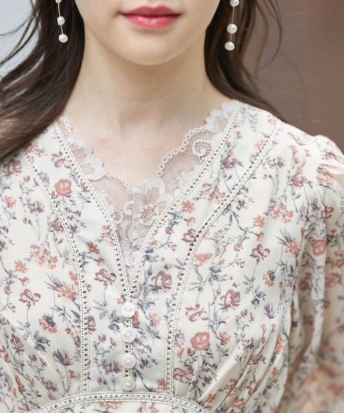 tocco closet（トッコ　クローゼット）の「前後２ＷＡＹレース付き裾メローフリルリブタンクトップ（タンクトップ・レディース・アイボリー/グレー系その他/グレイッシュベージュ・M）」の14枚目の写真