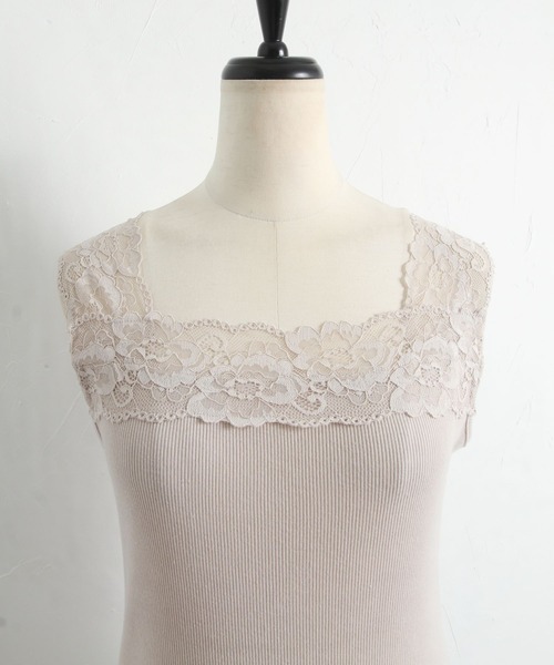 tocco closet（トッコ　クローゼット）の「前後２ＷＡＹレース付き裾メローフリルリブタンクトップ（タンクトップ・レディース・アイボリー/グレー系その他/グレイッシュベージュ・M）」の18枚目の写真