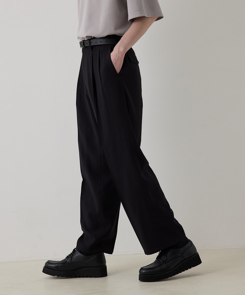 JUNRED（ジュンレッド）の「ドレープテクスチャー2タックワイドパンツ（スラックス・メンズ・ライトグレー/ブラック/ブルー系その他4・S/M/L）」の6枚目の写真