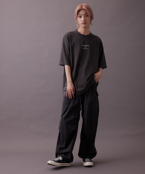 re_k by JUNRED(レクバイジュンレッド)の「【 re_k by JUNRED 】タイポグラフィック半袖Tシャツ(Tシャツ/カットソー・メンズ・ホワイト/チャコールグレー/グリーン・S/M/LL/L)」の7枚目の写真